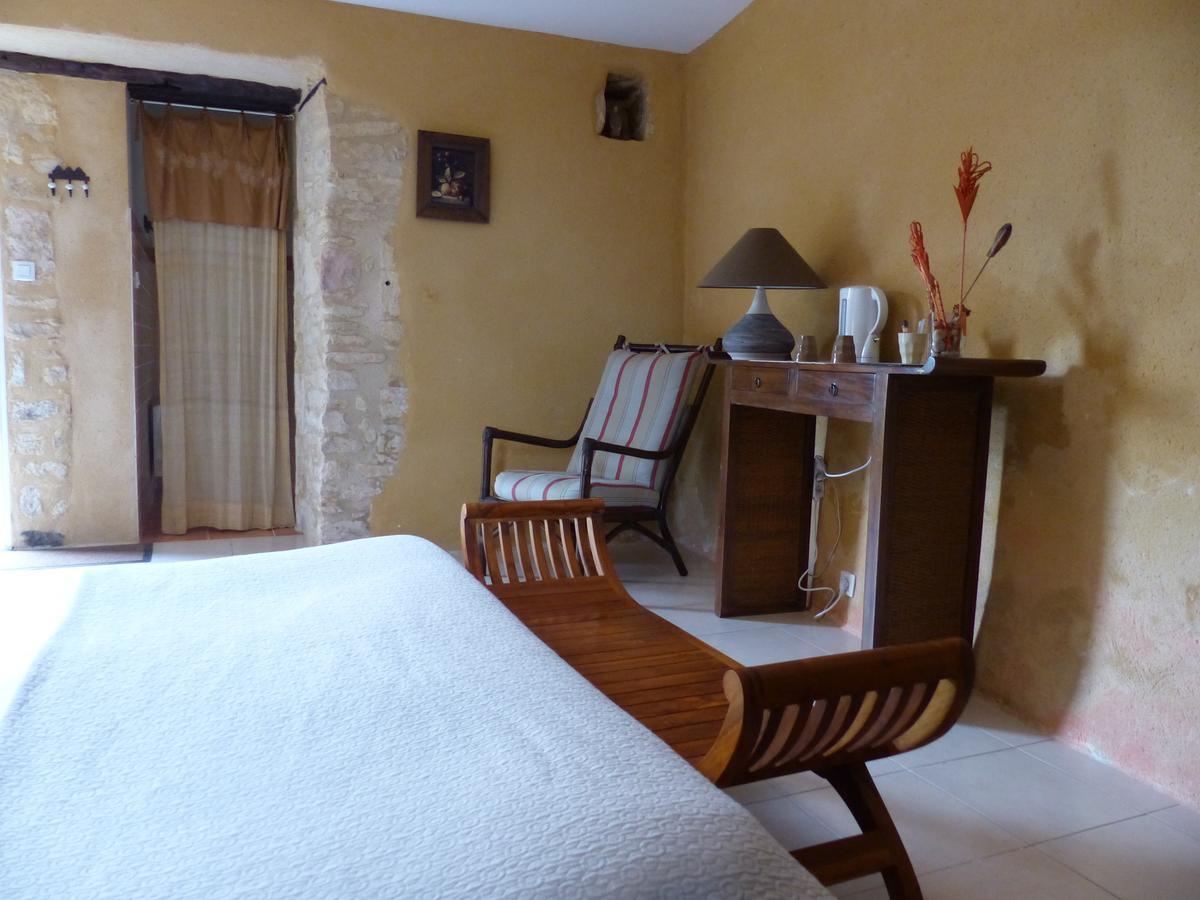 Chambres D'Hotes Les Boudines Saint-Germain-de-Belvès Rum bild